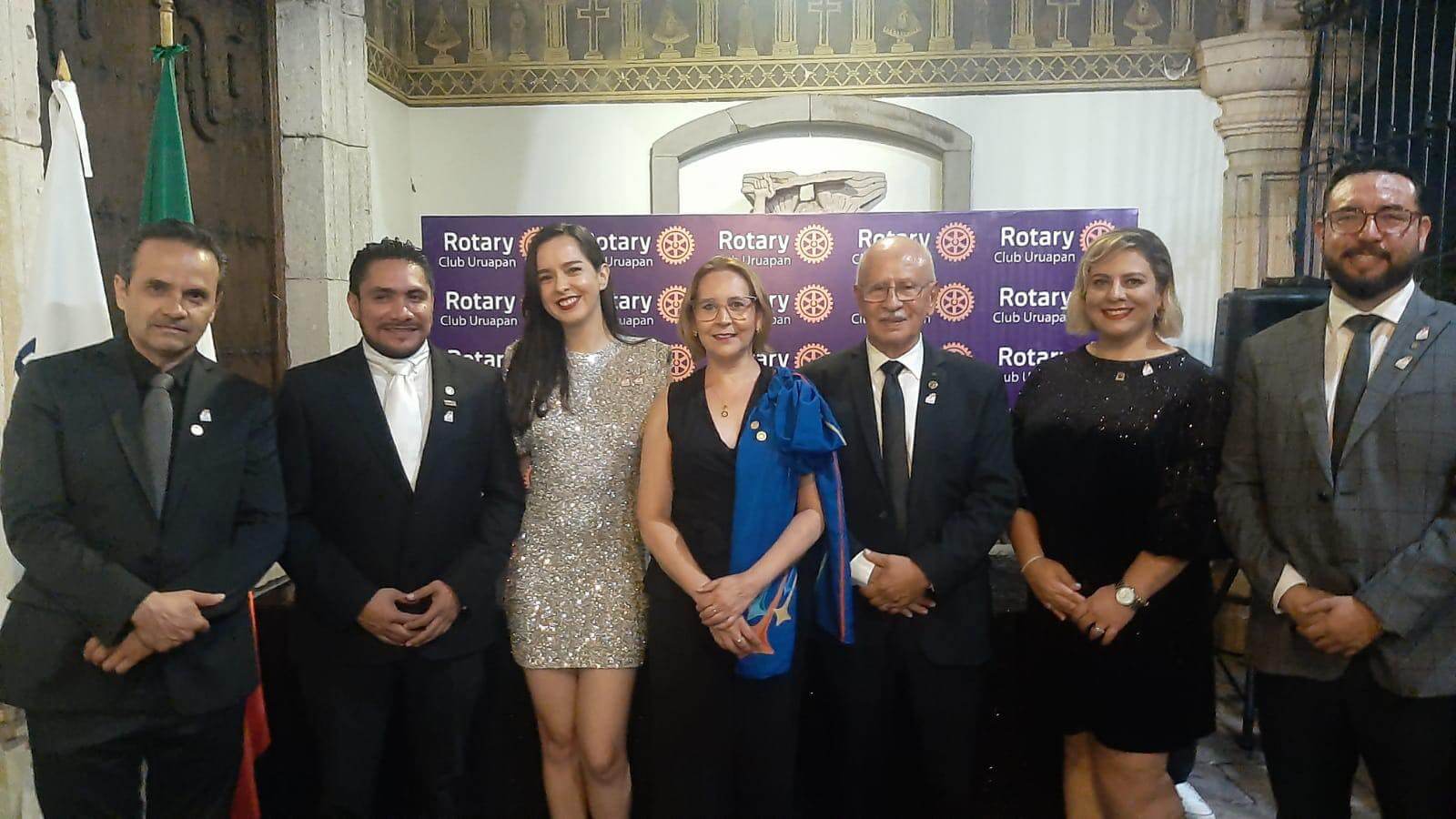 Ceremonia del Rotary Club Uruapan